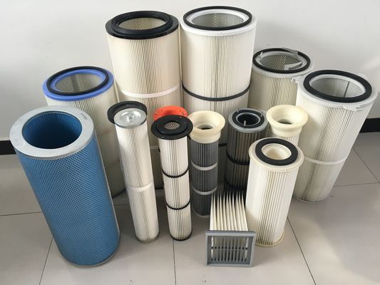Staubreiniger in Maschinenwerkstätten mit Polyester-Kartuschenfilter D365*660