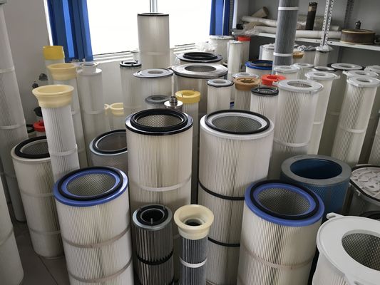 0.3um Porosität geflochtener Luftpatronenfilter zur Staubfiltration in Produktionsanlagen